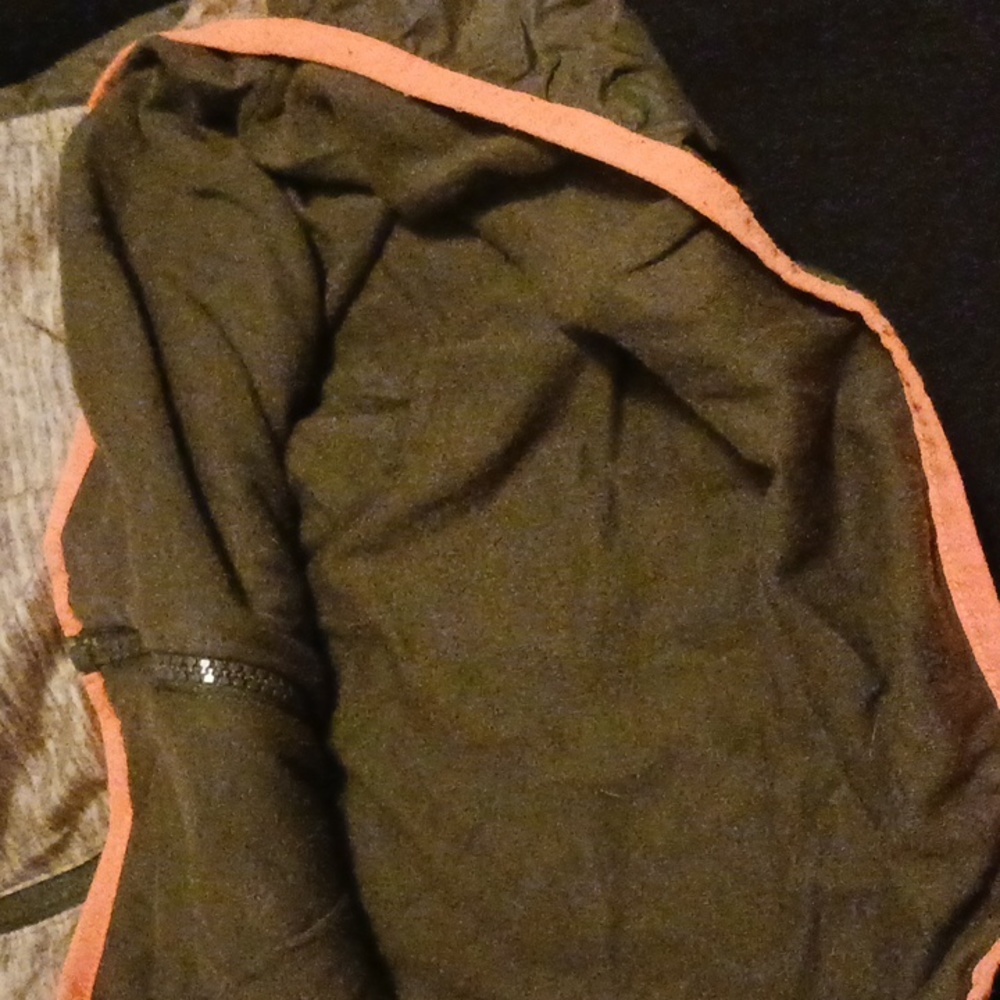 Pink Jacket - Picture 6 of 7